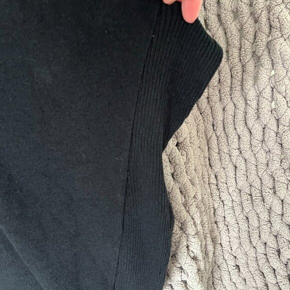 Banana Republic Factory Black Knit Poncho Size XS/S - Picture 12 of 15